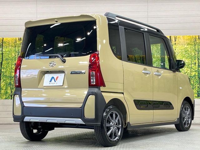 DAIHATSU TANTO FAN CROSS 2024 Image 31