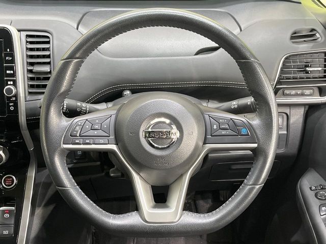 NISSAN SERENA  S-HYBRID 2016 Image 31