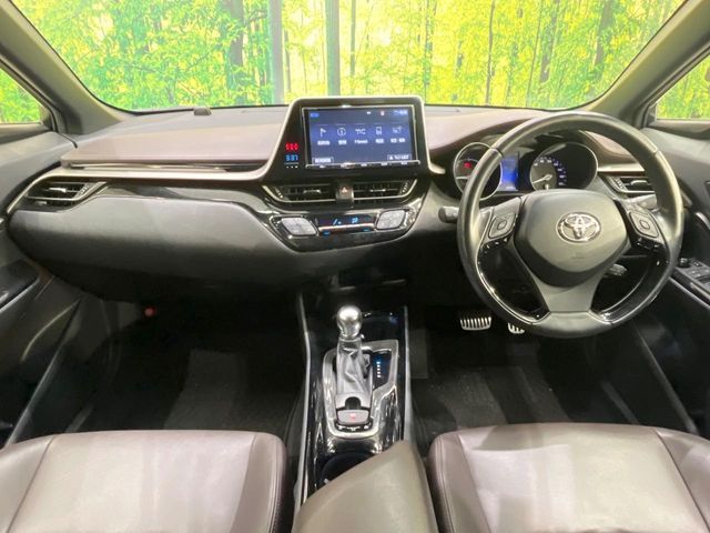 TOYOTA C-HR 2017 Image 31