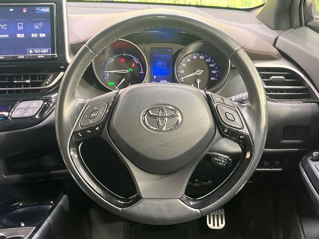 TOYOTA C-HR 2017 Image 31