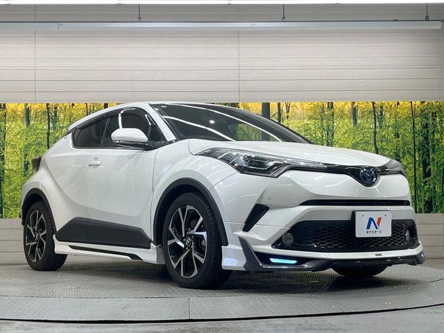 TOYOTA C-HR 2017 Image 31