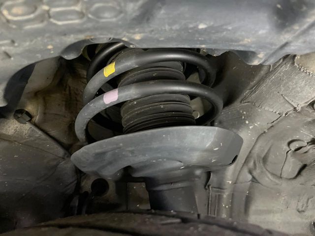 TOYOTA C-HR 2017 Image 31