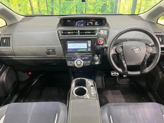 TOYOTA PRIUS ALPHA 2015 Image 31