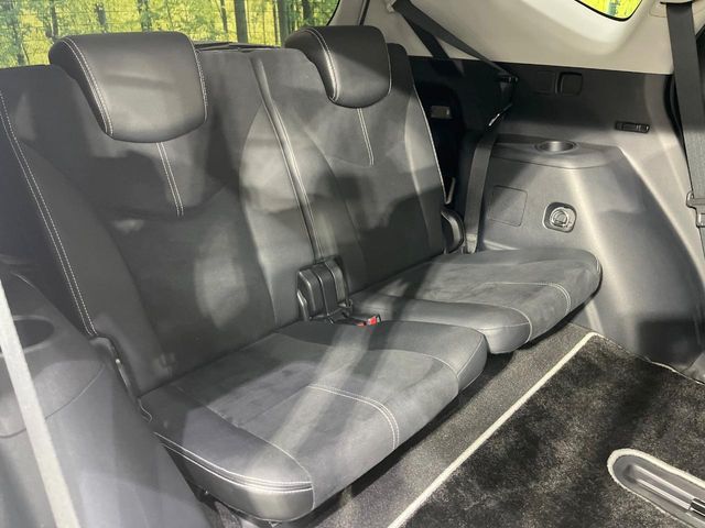 TOYOTA PRIUS ALPHA 2015 Image 31