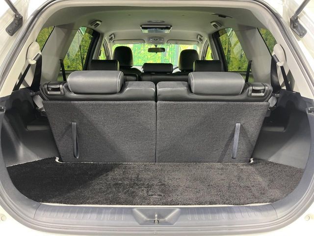 TOYOTA PRIUS ALPHA 2015 Image 31