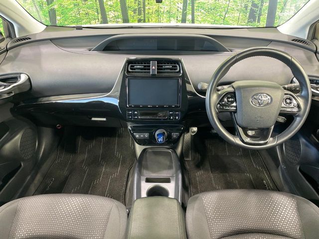 TOYOTA PRIUS 2019 Image 31