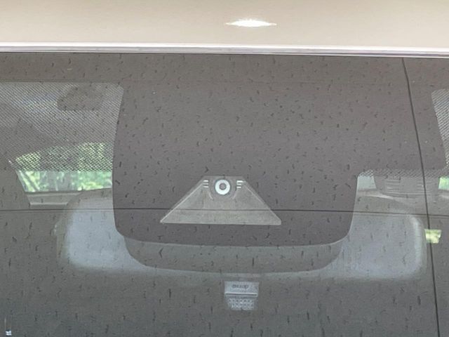 TOYOTA PRIUS 2019 Image 31