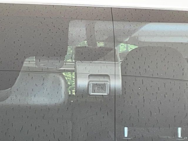 TOYOTA PRIUS 2019 Image 31
