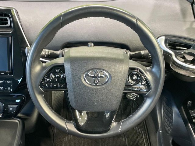 TOYOTA PRIUS 2019 Image 31