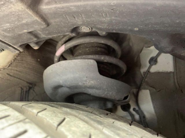 TOYOTA PRIUS 2019 Image 31