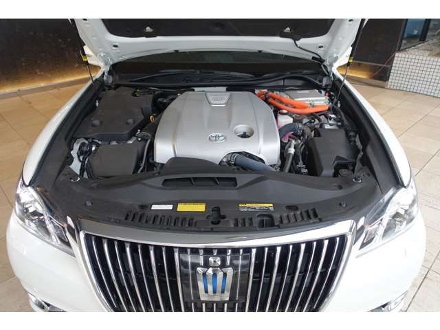 TOYOTA CROWN MAJESTA HYBRID 2015 Image 31