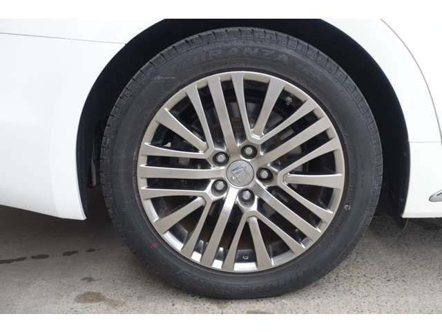 TOYOTA CROWN MAJESTA HYBRID 2015 Image 31