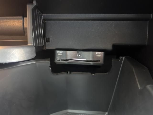 MERCEDES BENZ GLB 2024 Image 31