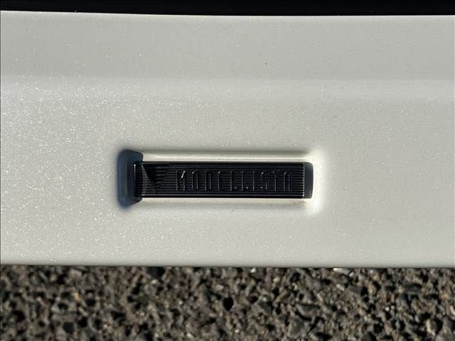 TOYOTA HARRIER 2WD 2021 Image 31