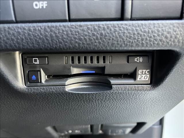 TOYOTA HARRIER 2WD 2021 Image 31