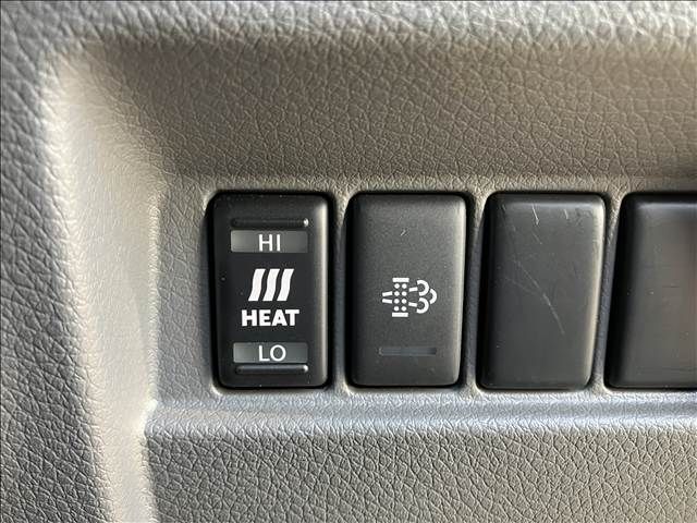 NISSAN NV350 CARAVAN 4WD 2017 Image 31