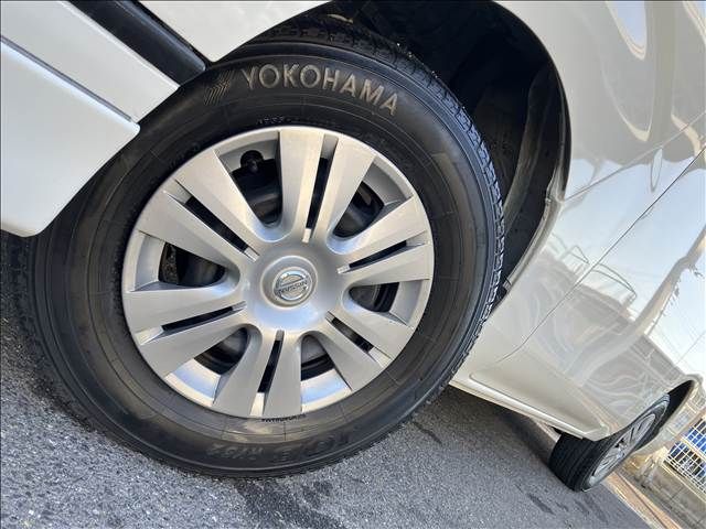 NISSAN NV350 CARAVAN 4WD 2017 Image 31