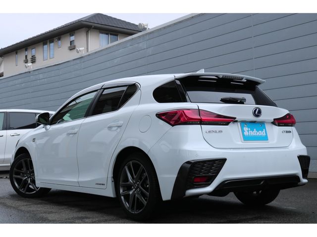TOYOTA LEXUS CT200H 2021 Image 31