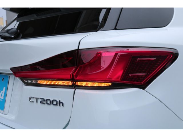 TOYOTA LEXUS CT200H 2021 Image 31