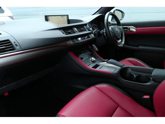 TOYOTA LEXUS CT200H 2021 Image 31