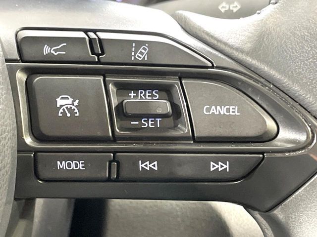 TOYOTA YARIS CROSS HYBRID 2024 Image 31