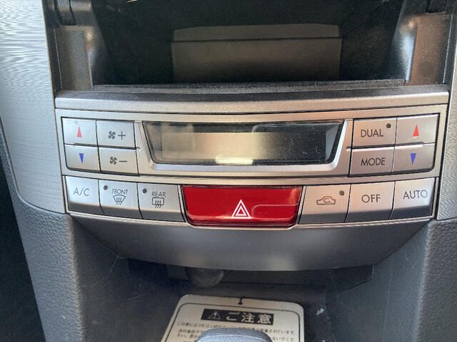 SUBARU LEGACY B4 2011 Image 31