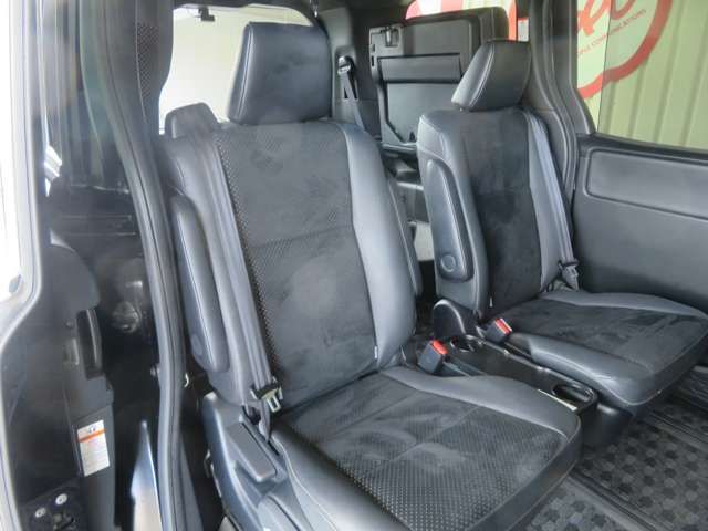 TOYOTA VOXY 2021 Image 31