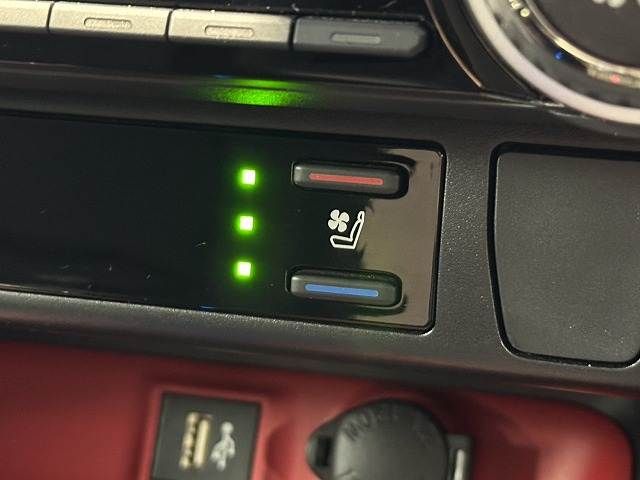 TOYOTA RAV4 4WD 2023 Image 31