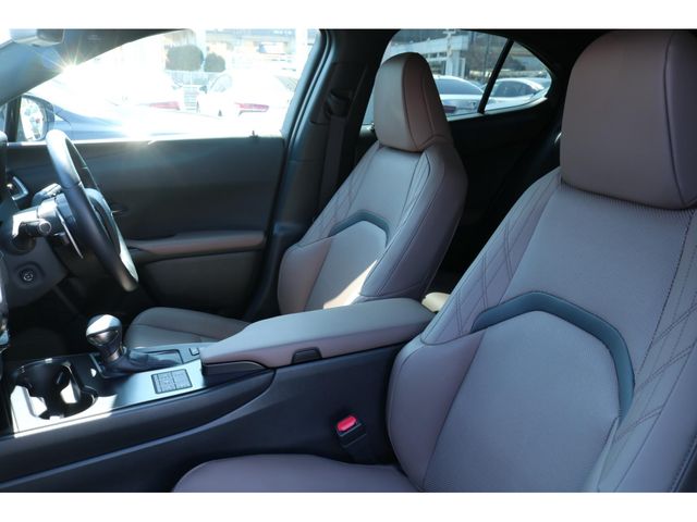 TOYOTA LEXUS UX250H 2023 Image 31