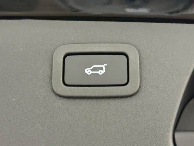 JAGUAR E-PACE 2019 Image 31