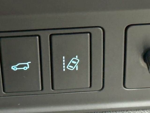 JAGUAR E-PACE 2019 Image 31