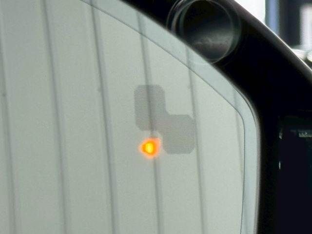 JAGUAR E-PACE 2019 Image 31