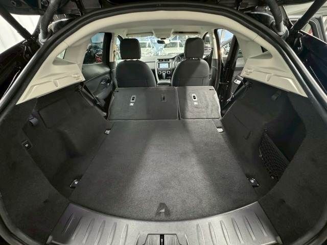JAGUAR E-PACE 2019 Image 31
