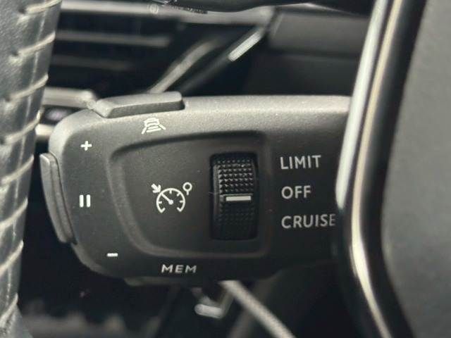 PEUGEOT 2008 2021 Image 31