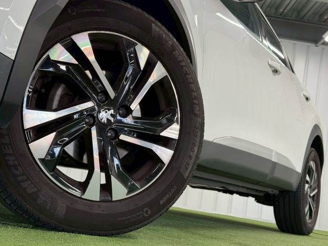 PEUGEOT 2008 2021 Image 31