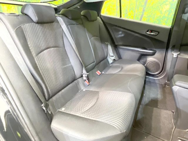 TOYOTA PRIUS 2017 Image 31