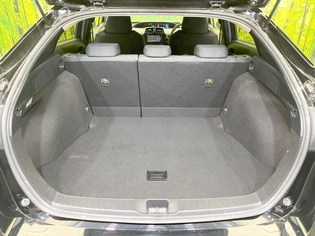 TOYOTA PRIUS 2017 Image 31