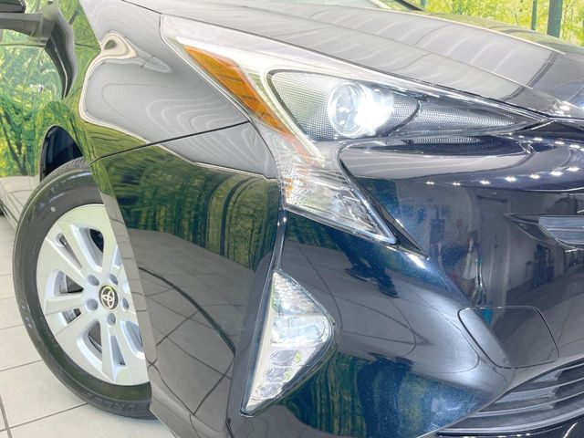 TOYOTA PRIUS 2017 Image 31