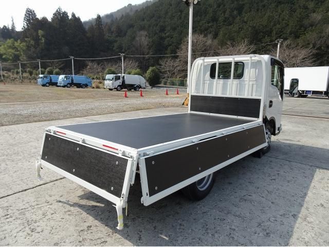 ISUZU ELF 2025 Image 31