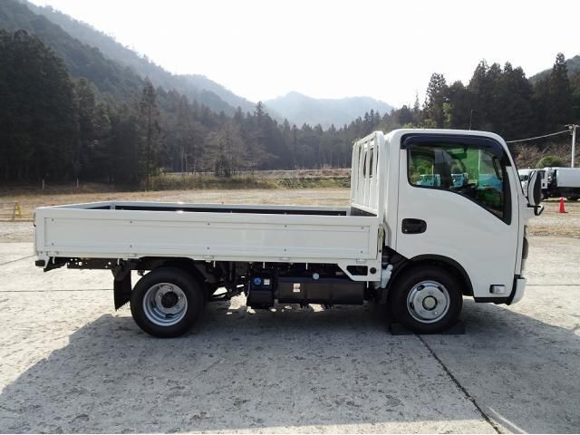 ISUZU ELF 2025 Image 31
