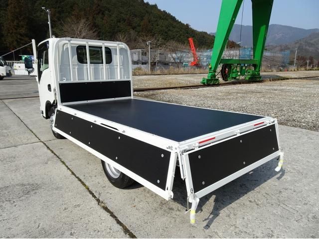 ISUZU ELF 2025 Image 31