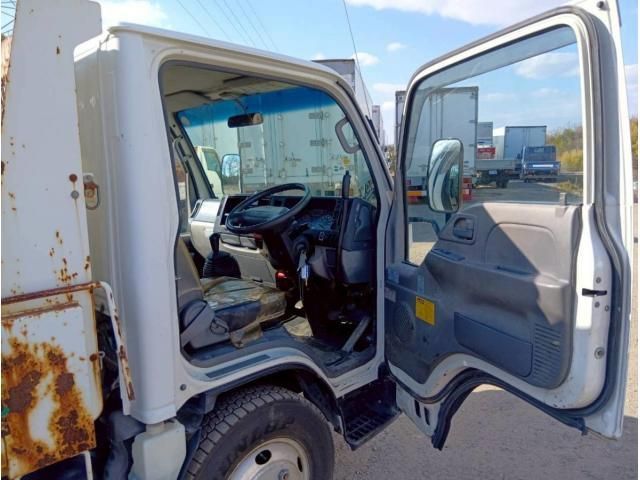 ISUZU ELF 2013 Image 31