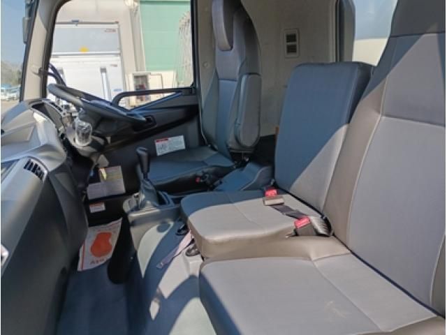 MITSUBISHI FUSOU FIGHTER 2025 Image 31