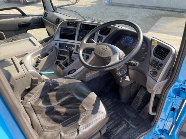 NISSAN DIESEL QUON 2016 Image 31