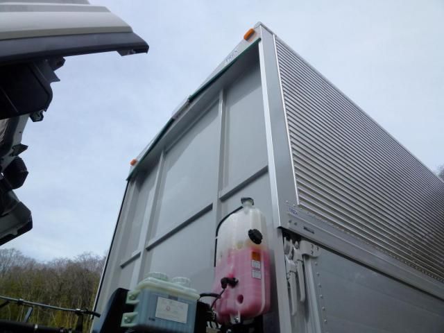 MITSUBISHI FUSOU SUPER GREAT 2025 Image 31