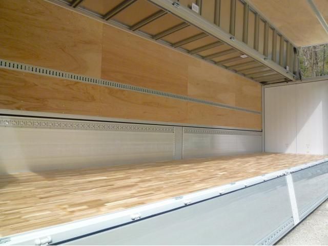 MITSUBISHI FUSOU SUPER GREAT 2025 Image 31