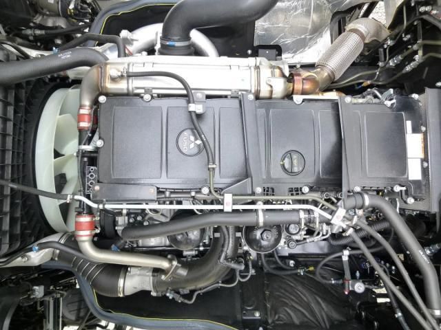 MITSUBISHI FUSOU SUPER GREAT 2025 Image 31