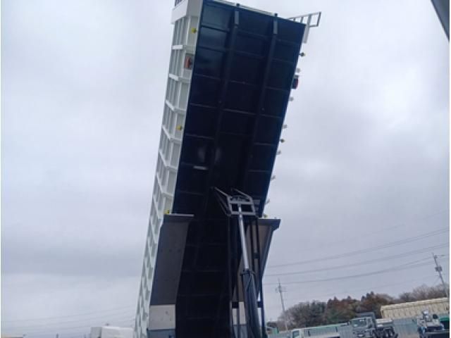 MITSUBISHI FUSOU SUPER GREAT 2025 Image 31