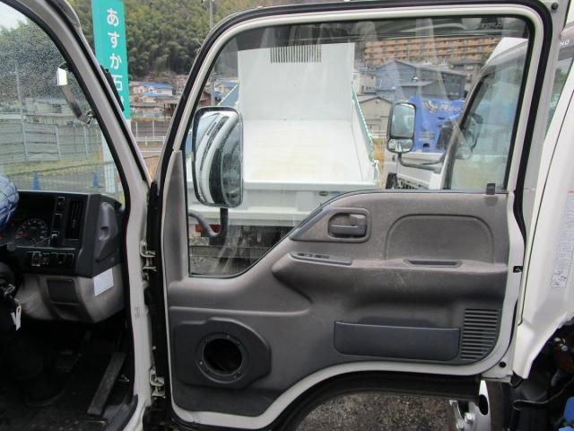 ISUZU ミゼット 2012 Image 31