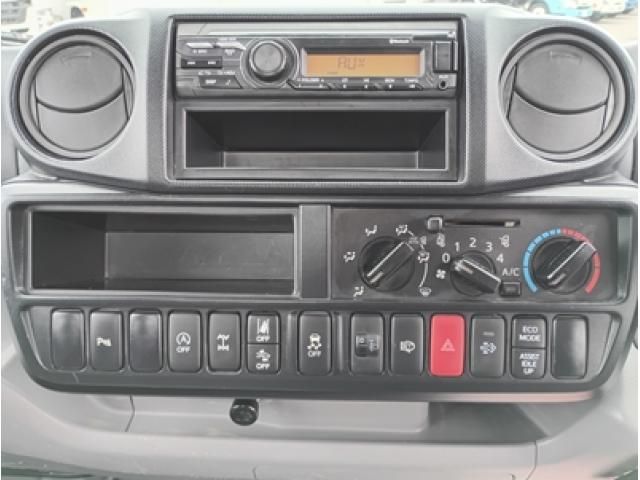 HINO DUTRO 2022 Image 31